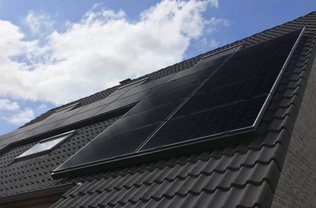 Jak odróżnić kolektor słoneczny od modułu PV? Green House Systems Fotowoltaika