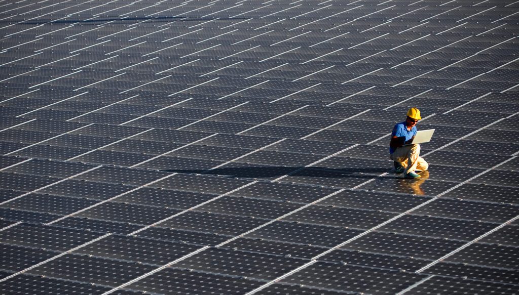 Jakie zadanie pełnią hotspoty w fotowoltaice? Green House Systems Fotowoltaika