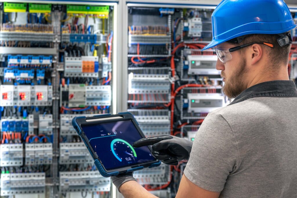 Czy falownik ma znaczenie przy magazynie energii Green House Systems Fotowoltaika